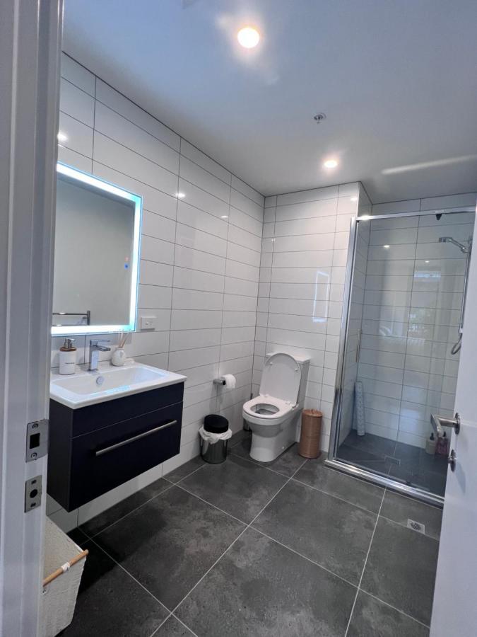 3 Bedroom Apartment In Newmarket Auckland Eksteriør bilde