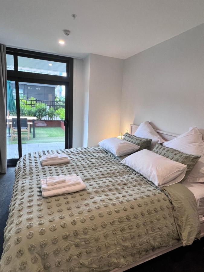 3 Bedroom Apartment In Newmarket Auckland Eksteriør bilde